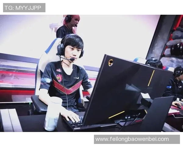 2026电竞新闻FPX战队在电竞Major赛中以73分稳居积分榜首位继续领跑赛事竞争